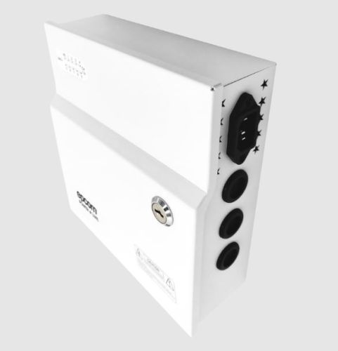 Fuente de Poder con ajuste de voltaje de 11- 15 Vcc