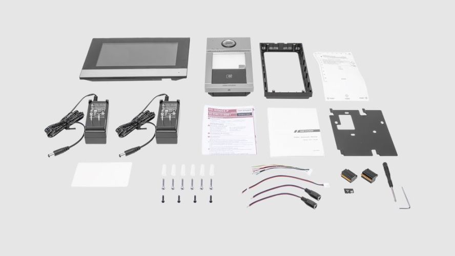 Kit de Videoportero IP Poe Estandar con llamada a App de Smartphone (HikConnect) / Apertura con tarjeta MIFARE / Frente de calle IK08 & IP65 / Soporta 2 puertas